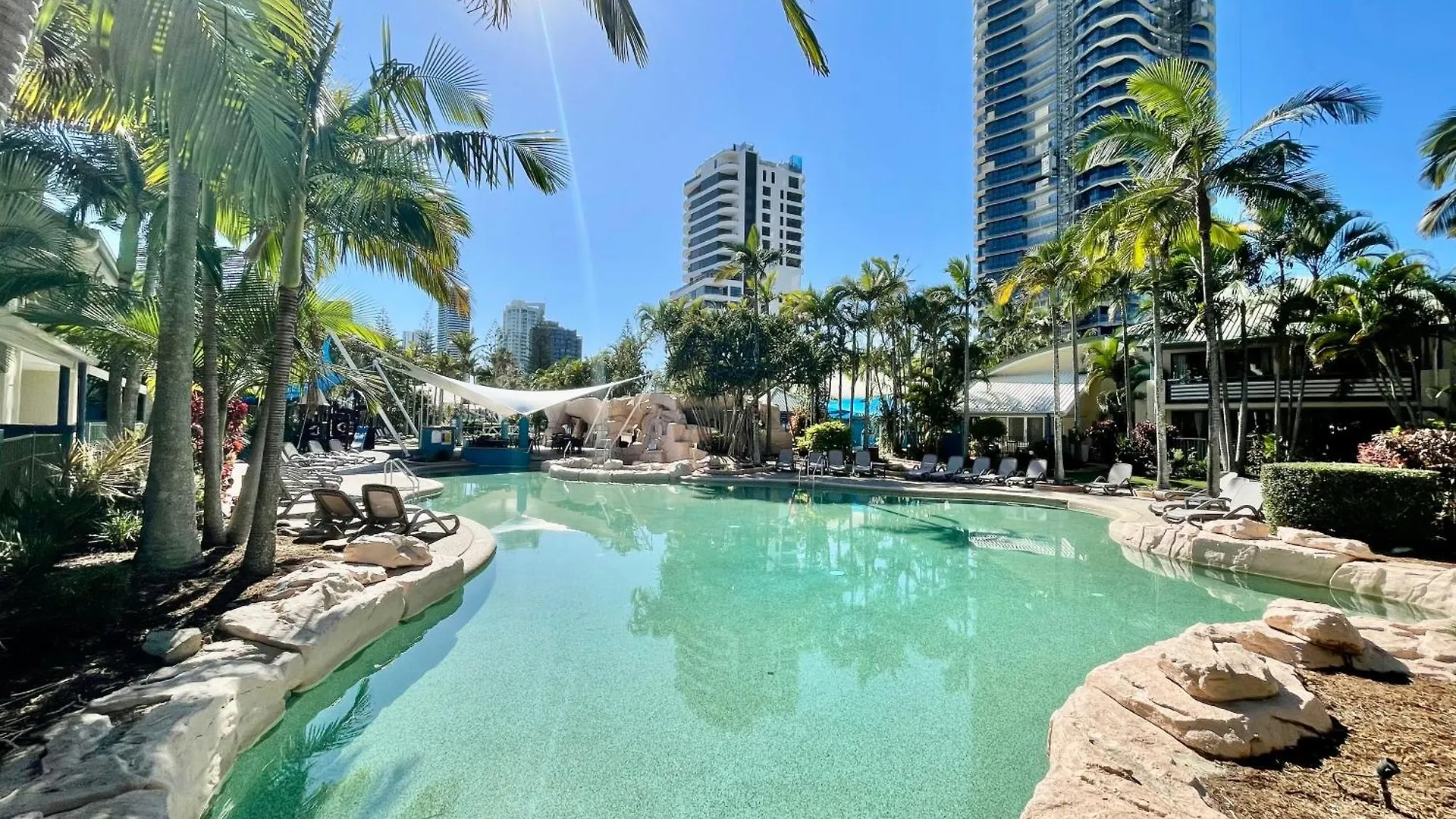 Super Modern Diamond Beach Resort Penthouse 33 Gold Coast Austrálie